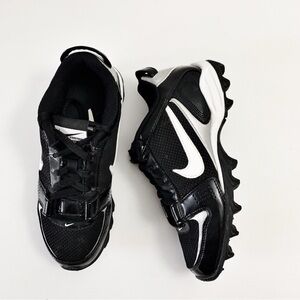 Nike Land Shark Legacy Mid Football Cleats ~ 4Y